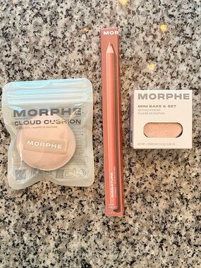 ♥️💖 MORPHE Bake & Set Brightening Pink Cloud Cushion Seamless Puff Wifey Liner